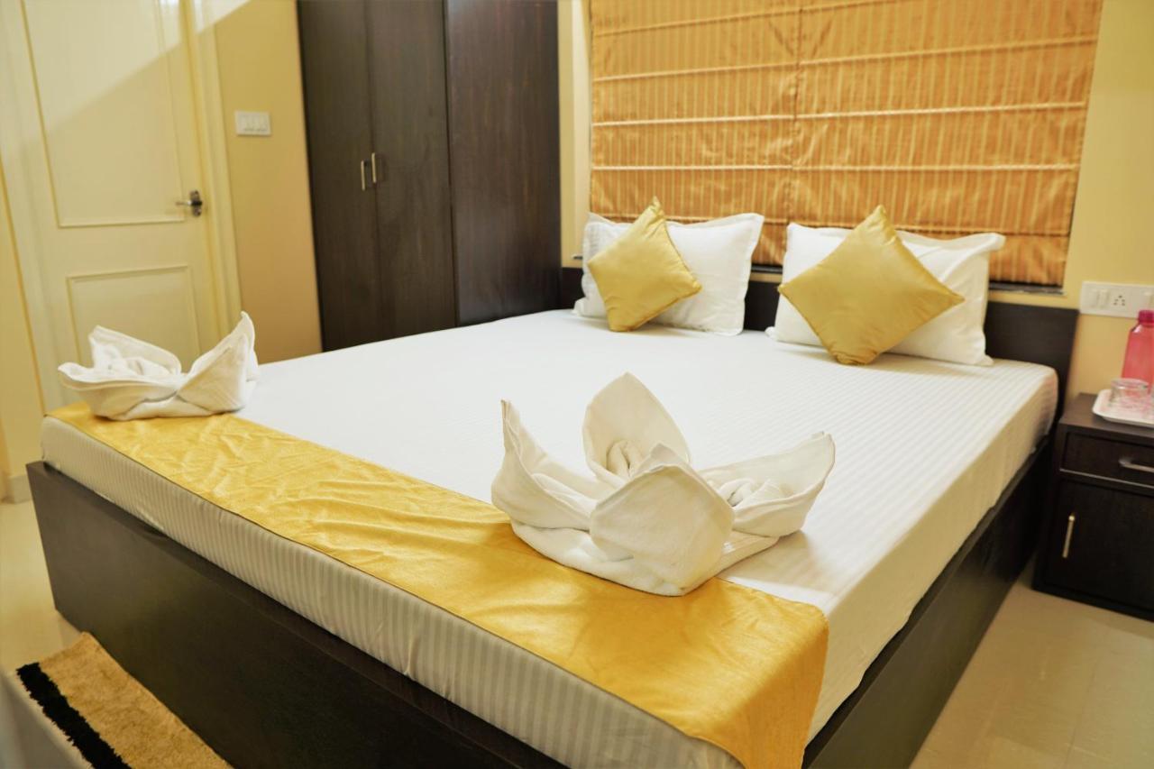 Готель Rama Golden Root New Town Колката Екстер'єр фото